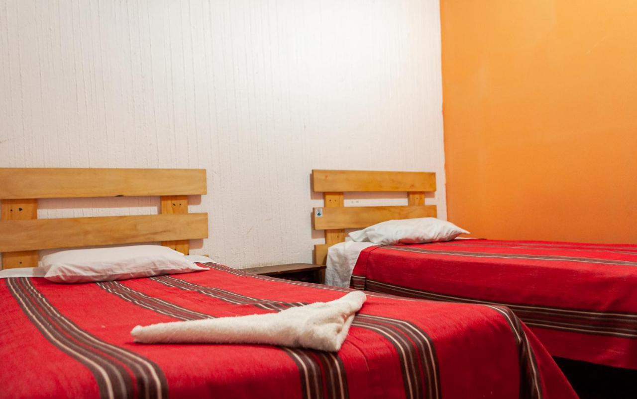 Victorias Hotel Panajachel Luaran gambar