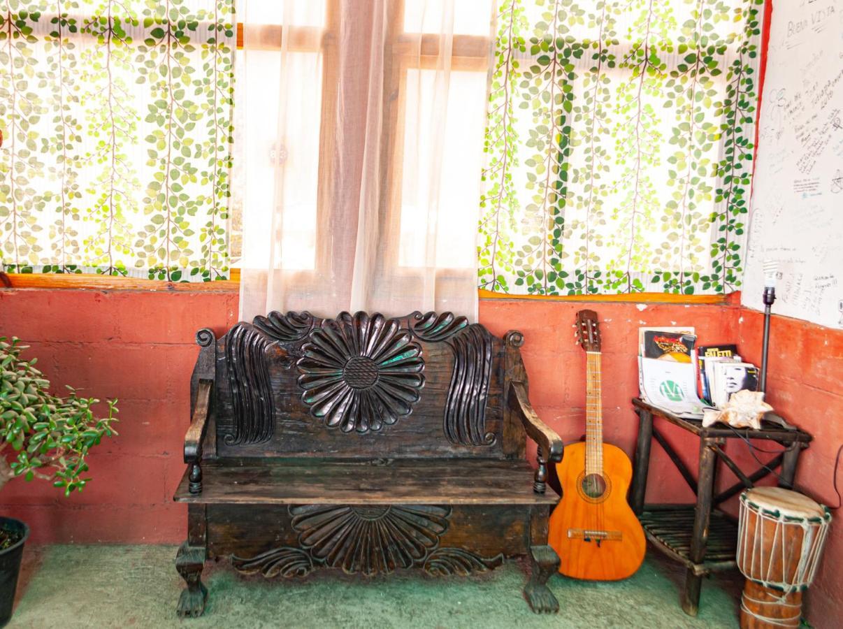 Victorias Hotel Panajachel Luaran gambar